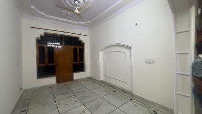 Living Room Image of 2000 Sq.ft 3 BHK Independent House for rent in Sector 28 Faridabad for Rs. 34000