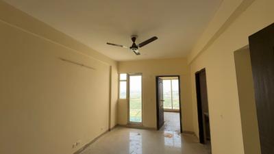 Living Room Image of 584 Sq.ft 1 BHK Apartment / Flat for rent in Aditya Urban Homes Phase 1A, Bamheta Village Ghaziabad for Rs. 9500