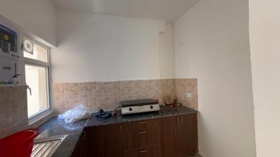Kitchen Image of 1100 Sq.ft 2.5 BHK Apartment / Flat for sale in Amrapali Verona Heights, Noida Extension Greater Noida for Rs. 8580000