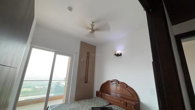 Bedroom Image of 1380 Sq.ft 2 BHK Apartment / Flat for rent in Supertech Supernova, Sector 94 Noida for Rs. 55000