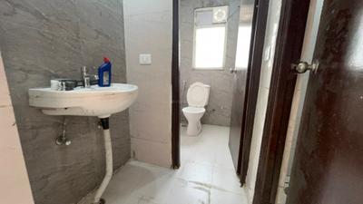 Image of 585 Sq.ft 1 BHK Apartment / Flat for rent in Amrapali Dream Valley 2, Noida Extension, Greater Noida for Rs. 16000