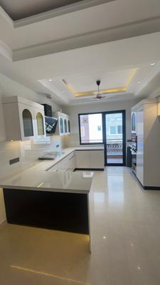 Kitchen Image of 2930 Sq.ft 4 BHK Builder Floor for sale in Ansal Versalia, Sector 67 Gurgaon for Rs. 34000000