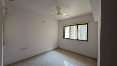 Bedroom Image of 1025 Sq.ft 2 BHK Apartment / Flat for rent in Lodha Splendora, Thane West Thane for Rs. 27000