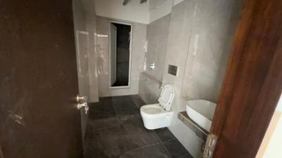 Image of 1352 Sq.ft 3 BHK Apartment / Flat for sale in Ruparel Ariana, Wadala, Mumbai for Rs. 65000000