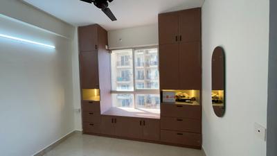 2.5 BHK Flat