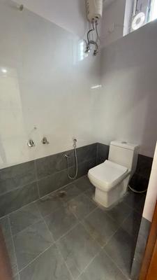 Image of 1250 Sq.ft 2 BHK Apartment / Flat for rent in Serilingampally, Hyderabad for Rs. 32000