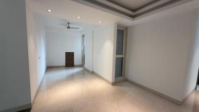 Living Room Image of 2600 Sq.ft 6 BHK Apartment / Flat for sale in Santacruz West Mumbai for Rs. 150000000
