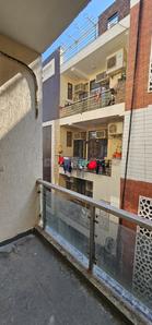 Balcony Image of 900 Sq.ft 3 BHK Apartment / Flat for sale in Sector 7 Gurgaon for Rs. 7500000