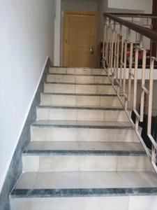 Staircase Image of 1400 Sq.ft 3 BHK Apartment / Flat for sale in Ballygunge Kolkata for Rs. 14000000