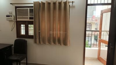Bedroom Image of 600 Sq.ft 1 RK Builder Floor for rent in Malviya Nagar New Delhi for Rs. 29000