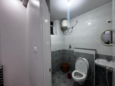 Bathroom Image of 1200 Sq.ft 2 BHK Builder Floor for rent in Kadubeesanahalli Bengaluru for Rs. 50000