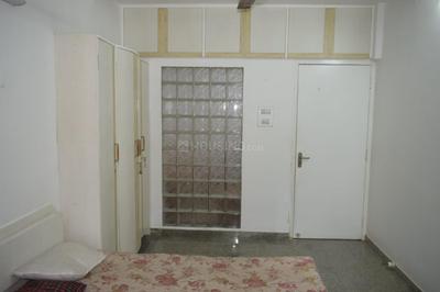 Hall Image of 1000 Sq.ft 2 BHK Apartment / Flat for rent in Agripada Mumbai for Rs. 90000
