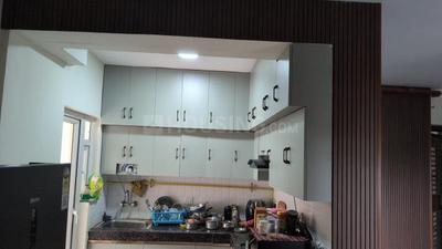 Kitchen Image of 1000 Sq.ft 2.5 BHK Apartment / Flat for rent in Oasis Venetia Heights, Surajpur Greater Noida for Rs. 19000