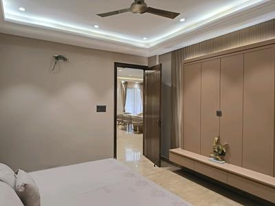 Bedroom Image of 3800 Sq.ft 5 BHK Builder Floor for sale in Indirapuram Ghaziabad for Rs. 56500000