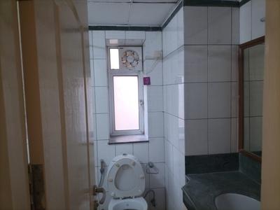 Image of 2300 Sq.ft 3 BHK Apartment / Flat for sale in Unitech Uniworld City South, Sector 30, Gurgaon for Rs. 50000000