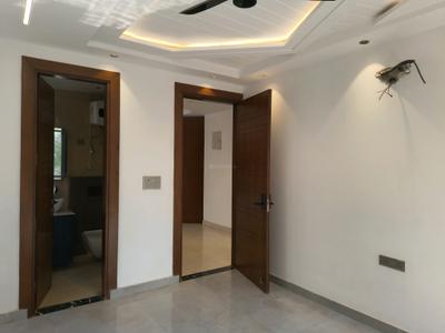 Bedroom Image of 2000 Sq.ft 4 BHK Builder Floor for sale in Kaushambi Ghaziabad for Rs. 23500000