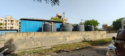 Image of 420 Sq.ft 2 BHK Apartment / Flat for sale in Siraspur, New Delhi for Rs. 2000000