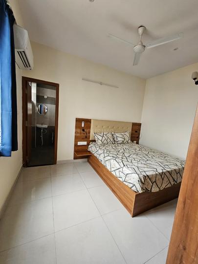 Yan Grande Bedroom 1