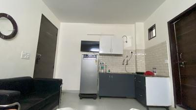 Kitchen Image of 588 Sq.ft 1 RK Builder Floor for rent in Ansal Esencia Sector 67, Sector 67 Gurgaon for Rs. 15000