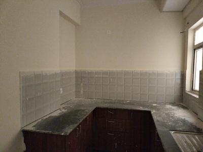 Kitchen Image of 1100 Sq.ft 2.5 BHK Apartment / Flat for sale in Amrapali Verona Heights, Noida Extension Greater Noida for Rs. 8124100