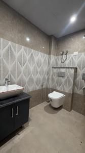 Bathroom Image of 1400 Sq.ft 3 BHK Apartment / Flat for sale in Sector 12 Gurgaon for Rs. 9210000