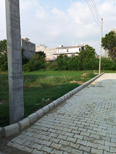 Alaknanda Maxxus Eden Estate Main Image 1