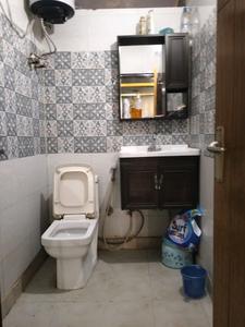 Common Bathroom Image of 950 Sq.ft 2 BHK Builder Floor for sale in  RWA Yamuna Vihar Block C9, Yamuna Vihar New Delhi for Rs. 7500000