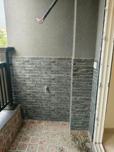 Balcony Image of 810 Sq.ft 2 BHK Builder Floor for sale in Pul Prahlad Pur New Delhi for Rs. 5400000