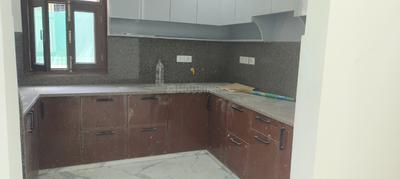 Kitchen Image of 2750 Sq.ft 3 BHK Builder Floor for rent in Sector 46 Noida for Rs. 70000