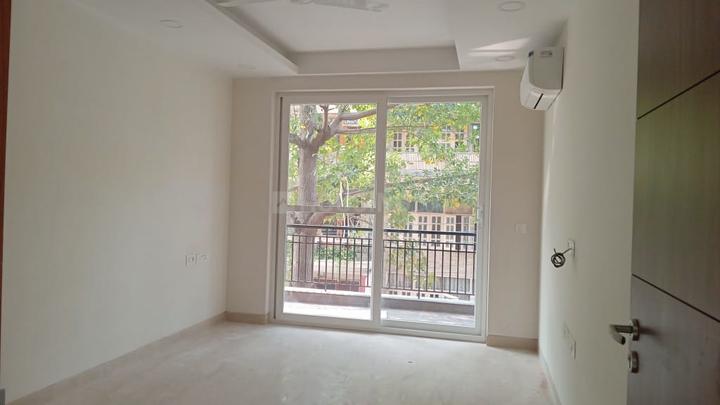 Kailash Colony Main Image 1