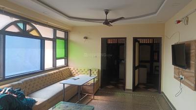 Living Room Image of 1400 Sq.ft 3 BHK Builder Floor for rent in Dwarka Mor New Delhi for Rs. 35000