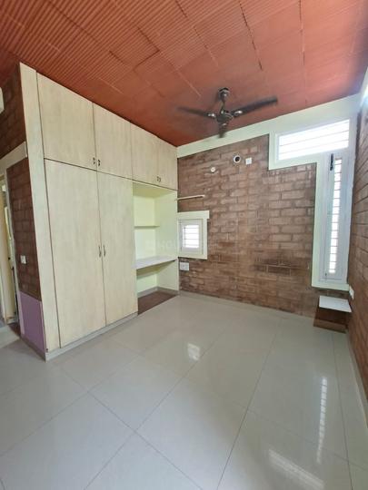 Standalone Bedroom 1
