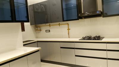 Kitchen Image of 2400 Sq.ft 4 BHK Builder Floor for rent in Indirapuram Ghaziabad for Rs. 72000