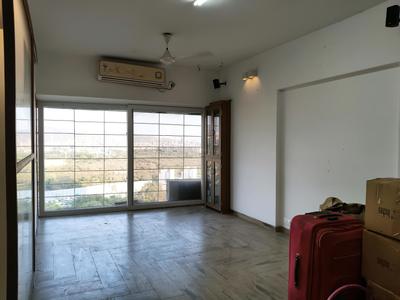 Living Room Image of 1250 Sq.ft 3 BHK Apartment / Flat for sale in Indiabulls Blu Tower A, Worli Mumbai for Rs. 110000000