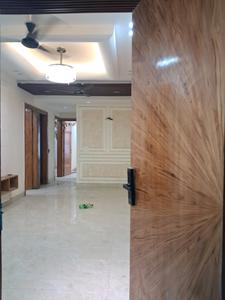 Main Entrance Image of 1650 Sq.ft 3.5 BHK Apartment / Flat for sale in Capital Home 102, Sector 102 Noida for Rs. 7000000