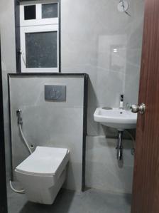 Common Bathroom Image of 950 Sq.ft 2 BHK Apartment / Flat for sale in Nicco Residency, Andheri East Mumbai for Rs. 23500000
