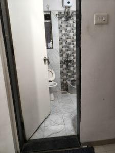Bathroom Image of 1200 Sq.ft 3 BHK Apartment / Flat for sale in Gokhalenagar Pune for Rs. 18500000