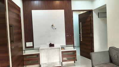 Living Room Image of 690 Sq.ft 2 BHK Apartment / Flat for rent in Borivali West Mumbai for Rs. 46000