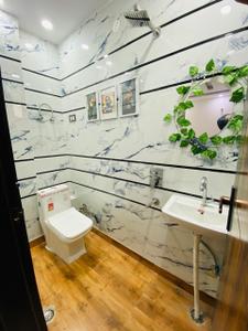 Image of 2350 Sq.ft 3 BHK Apartment / Flat for rent in Uttam Nagar, New Delhi for Rs. 21000