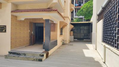 Image of 2700 Sq.ft 3 BHK Villa for rent in Gota, Ahmedabad for Rs. 33000