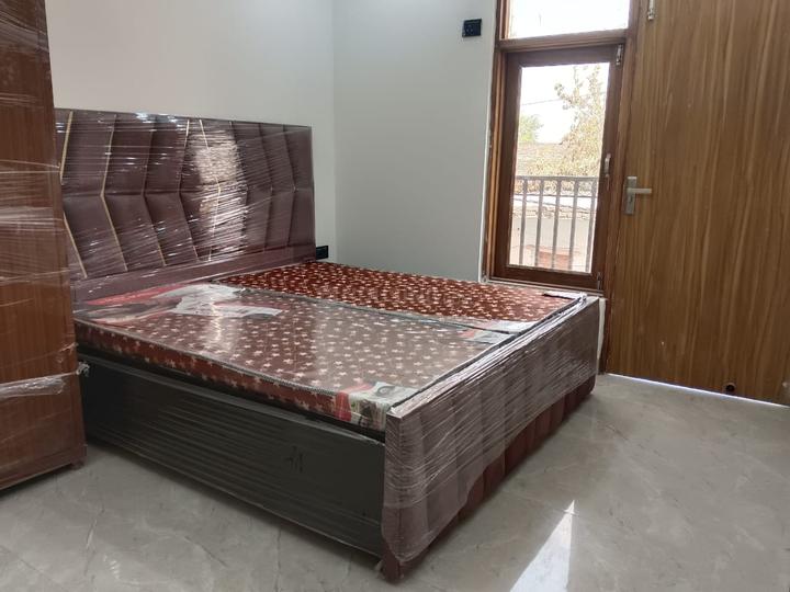 Saket Bedroom 1