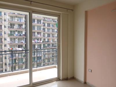 Bedroom Image of 750 Sq.ft 3 BHK Apartment / Flat for sale in ROF Aalayas Phase 2, Sector 102 Gurgaon for Rs. 8000000