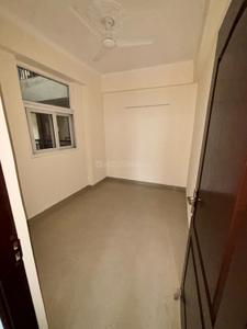 Bedroom Image of 1070 Sq.ft 2.5 BHK Apartment / Flat for rent in Amrapali Castle, Chi V Greater Noida for Rs. 24000