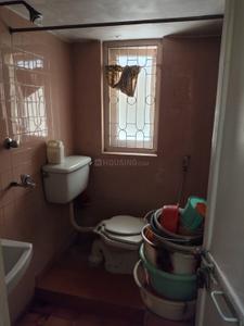 Bathroom Image of 850 Sq.ft 2 BHK Apartment / Flat for sale in Tollygunge Kolkata for Rs. 5600000