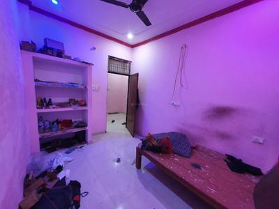 Bathroom Image of 2400 Sq.ft 2 BHK Builder Floor for rent in Vrindavan Yojana Lucknow for Rs. 5000