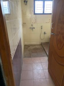 Bathroom Image of 1500 Sq.ft 3 BHK Apartment / Flat for rent in Khairatabad Hyderabad for Rs. 40000