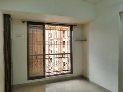 Bedroom Image of 2100 Sq.ft 4 BHK Apartment / Flat for sale in Dosti The Majesta, Thane West Thane for Rs. 43000000