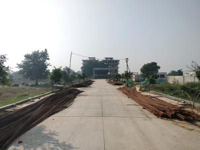 Image of 180 Sq.ft Residential Plot / Land for sale in Emarald Gulmohar, Tajupur, Faridabad for Rs. 24300000