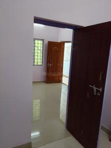 Living Room Image of 600 Sq.ft 2 BHK Builder Floor for rent in Tiruvottiyur Chennai for Rs. 15500