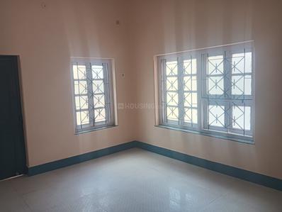 Bedroom Image of 1350 Sq.ft 3 BHK Builder Floor for sale in Dhakuria Kolkata for Rs. 6500000